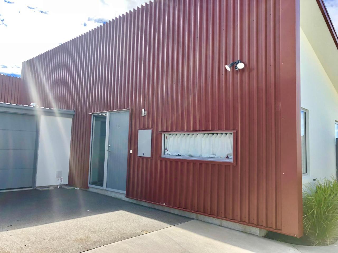 Lovely, Sunny, Home Sweet Home Christchurch Exteriör bild