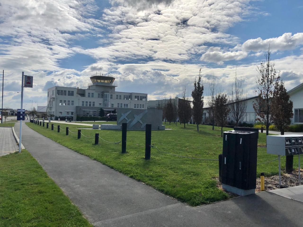 Lovely, Sunny, Home Sweet Home Christchurch Exteriör bild
