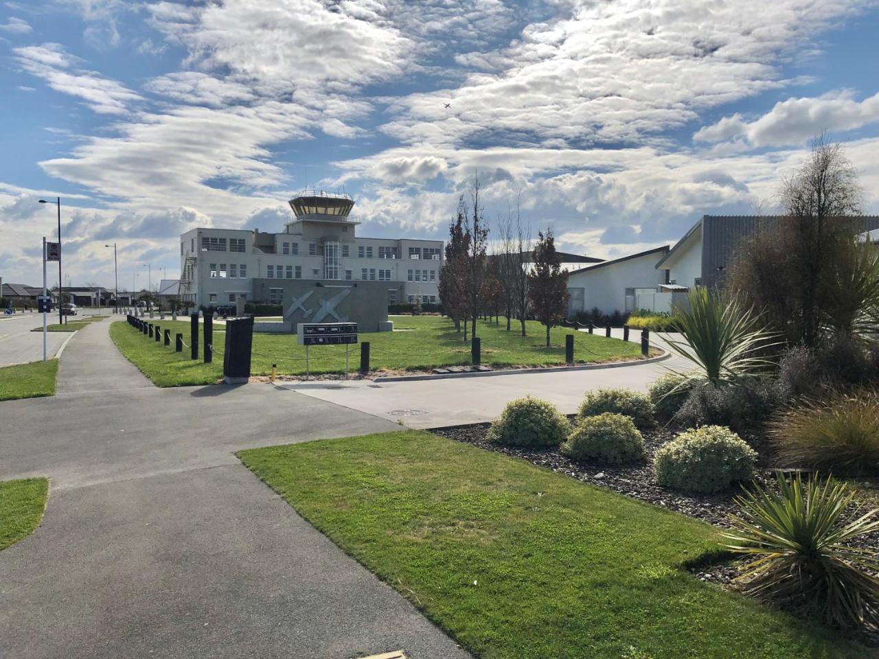 Lovely, Sunny, Home Sweet Home Christchurch Exteriör bild