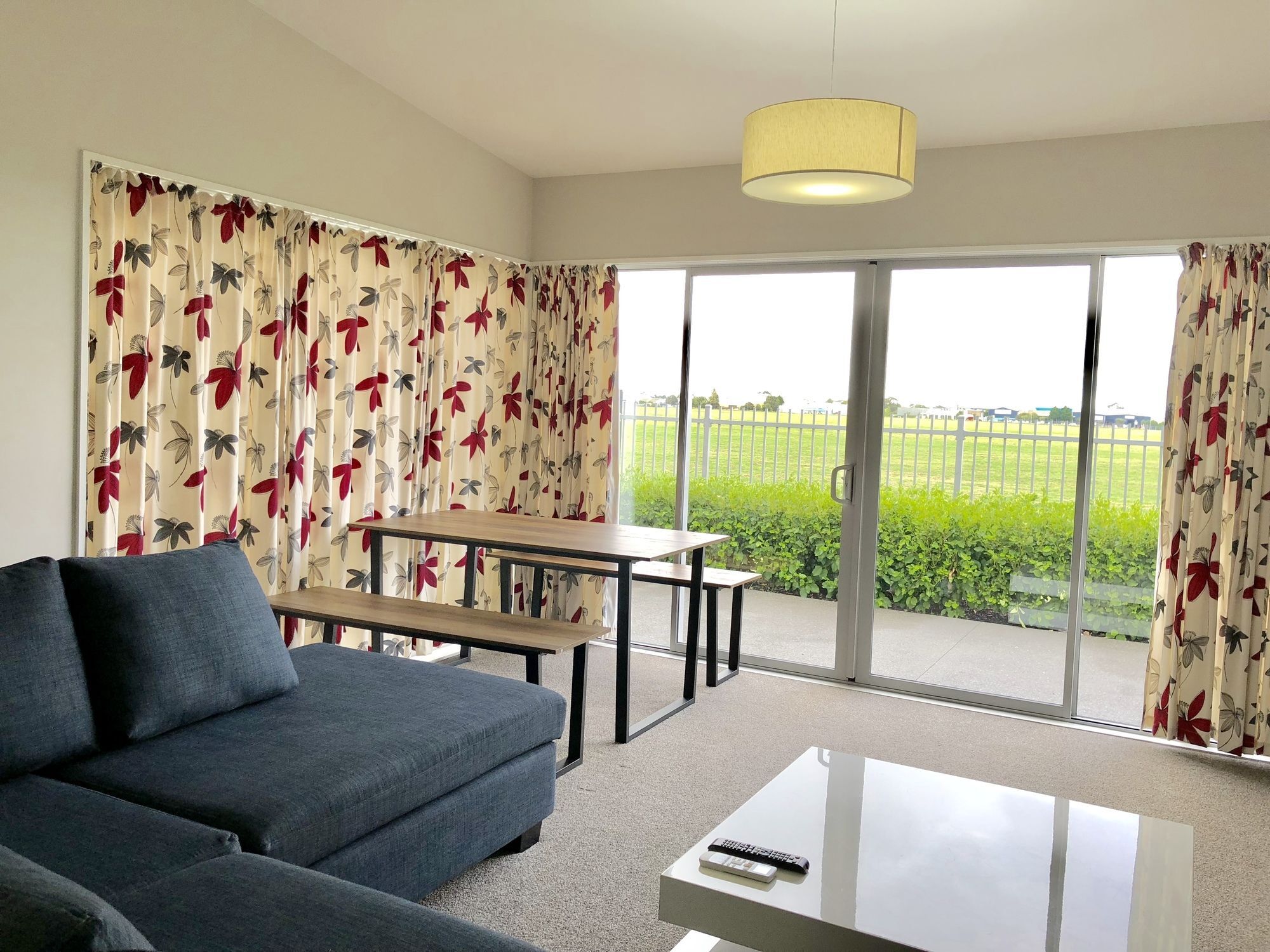 Lovely, Sunny, Home Sweet Home Christchurch Exteriör bild